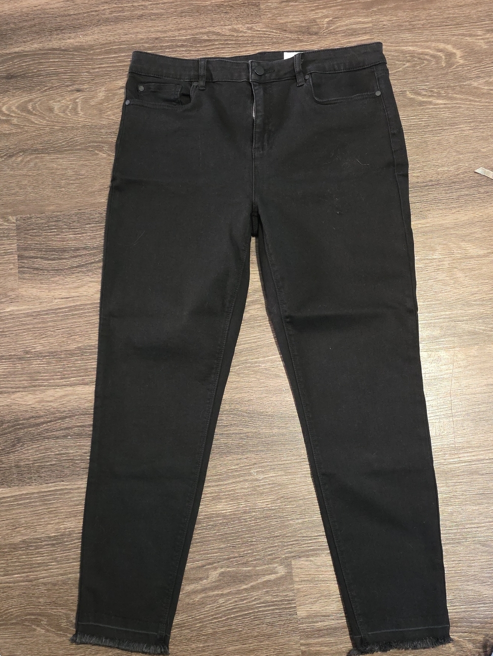 Vince Camuto Black Ankle Skinny Jeans